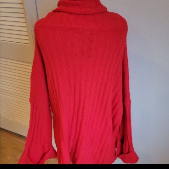 NWT Hyfve Red Cowl Neck Oversized Cozy Sweater RED A FABULOUS - Picture 4 of 7